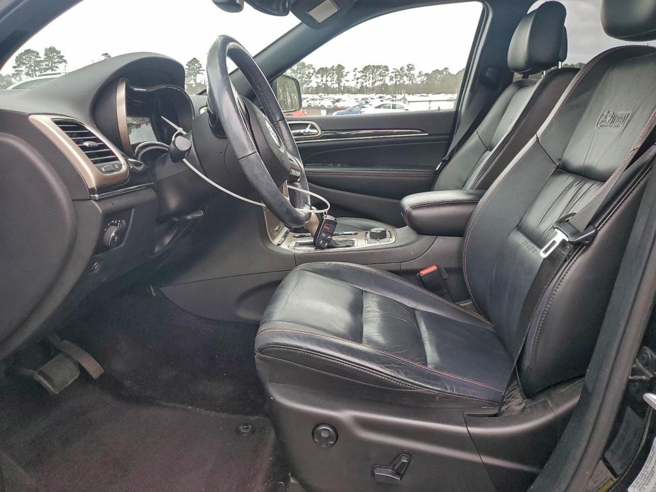 Jeep Grand Cherokee Limited Image 8