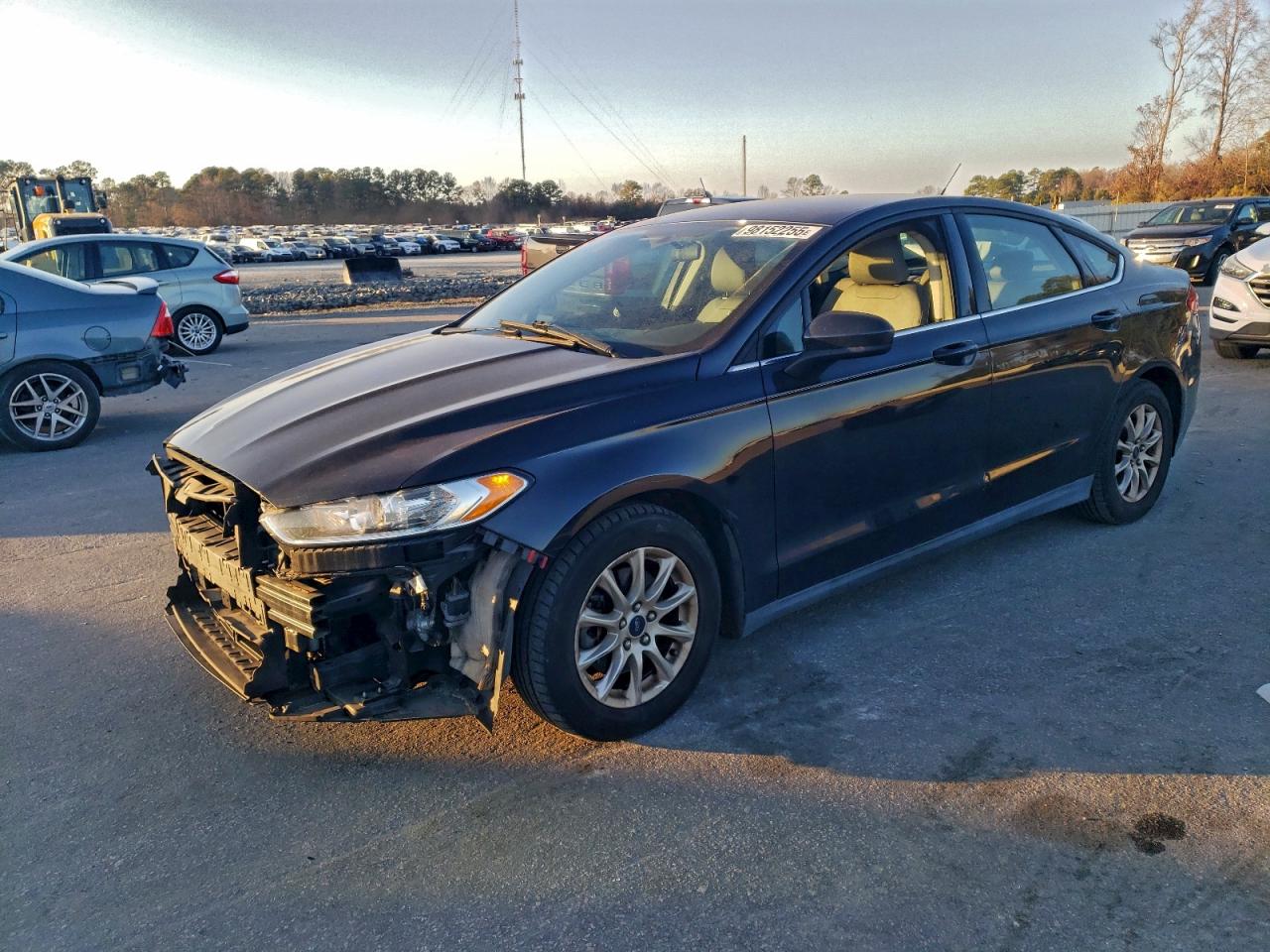 Ford Fusion S Image 1