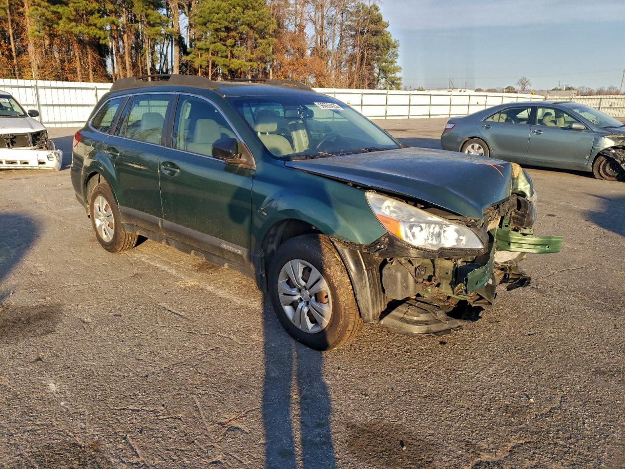 Subaru Outback 2.5i Image 7