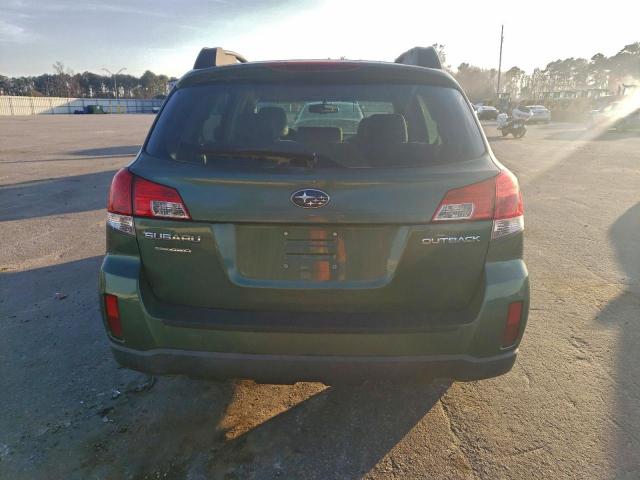 Subaru Outback 2.5i Image 6