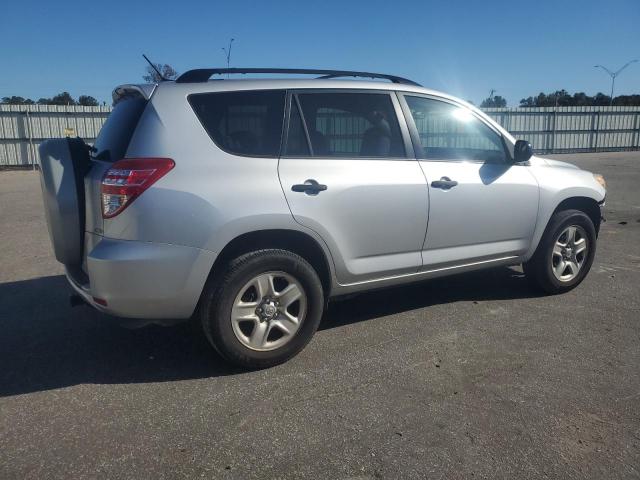 Toyota RAV4 Image 5