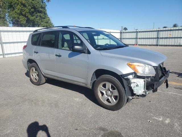 Toyota RAV4 Image 11