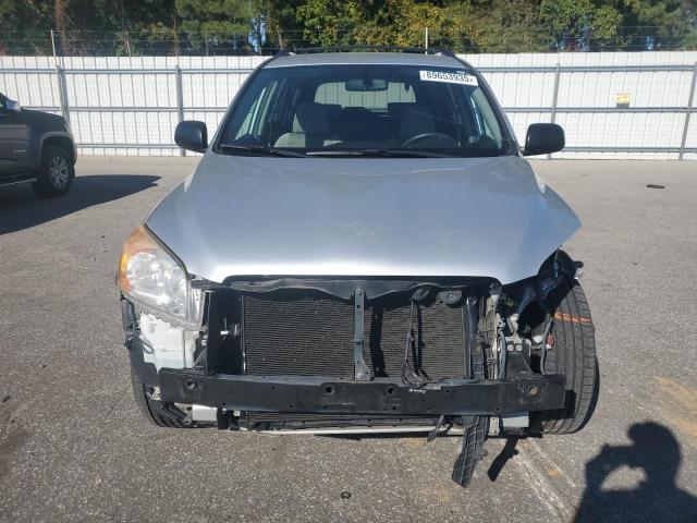 Toyota RAV4 Image 13