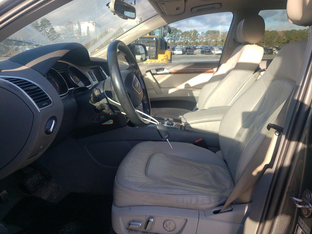 Audi Q7 Premium Plus Image 4