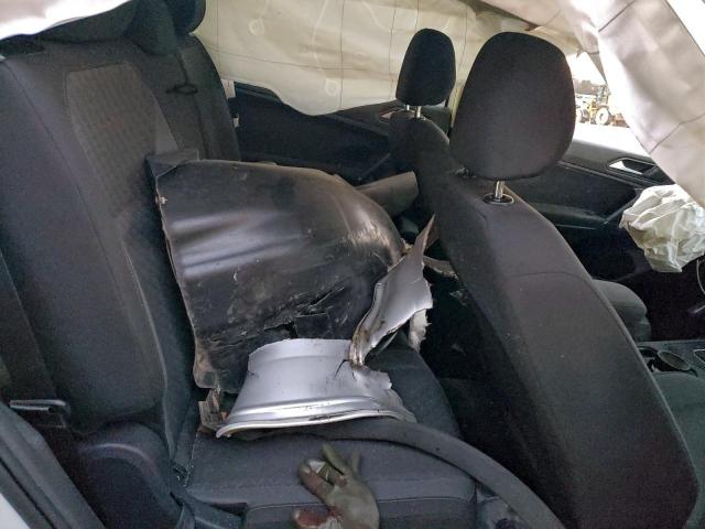 Volkswagen Tiguan S Image 9