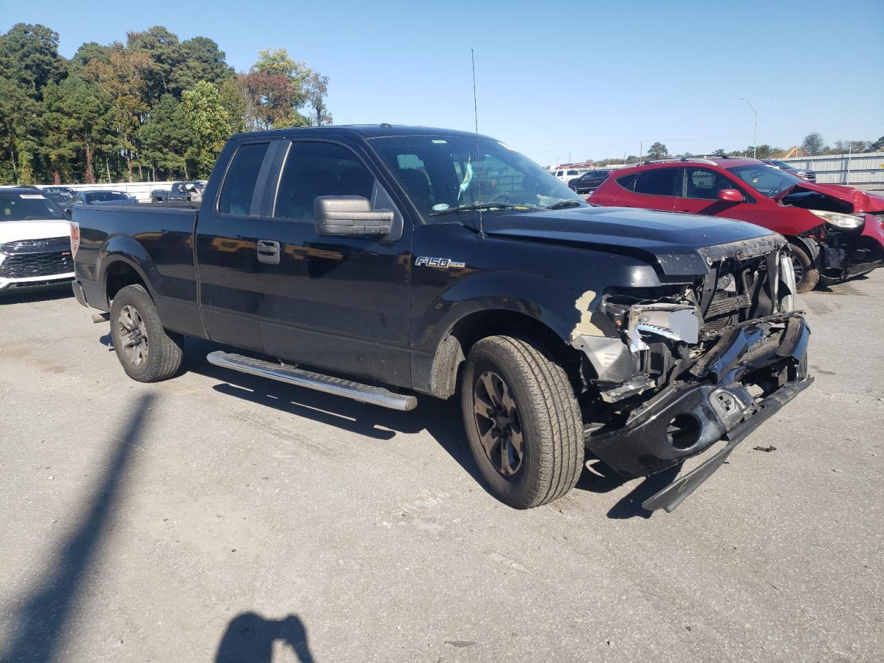 Ford F-150 Super Cab Image 3