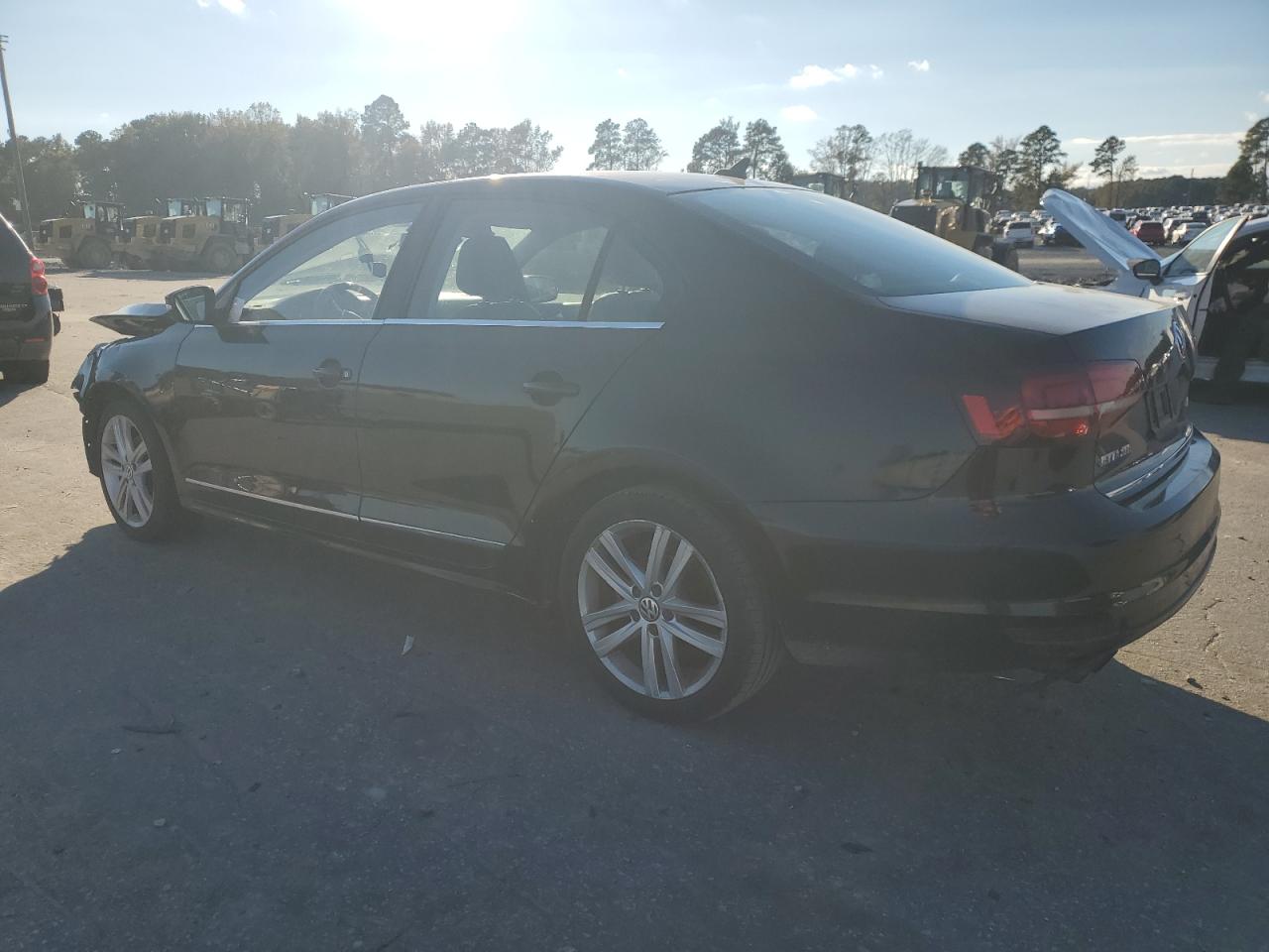 Volkswagen Jetta Sel Image 4