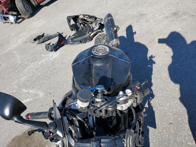 Yamaha Yzf1000 C Image 5