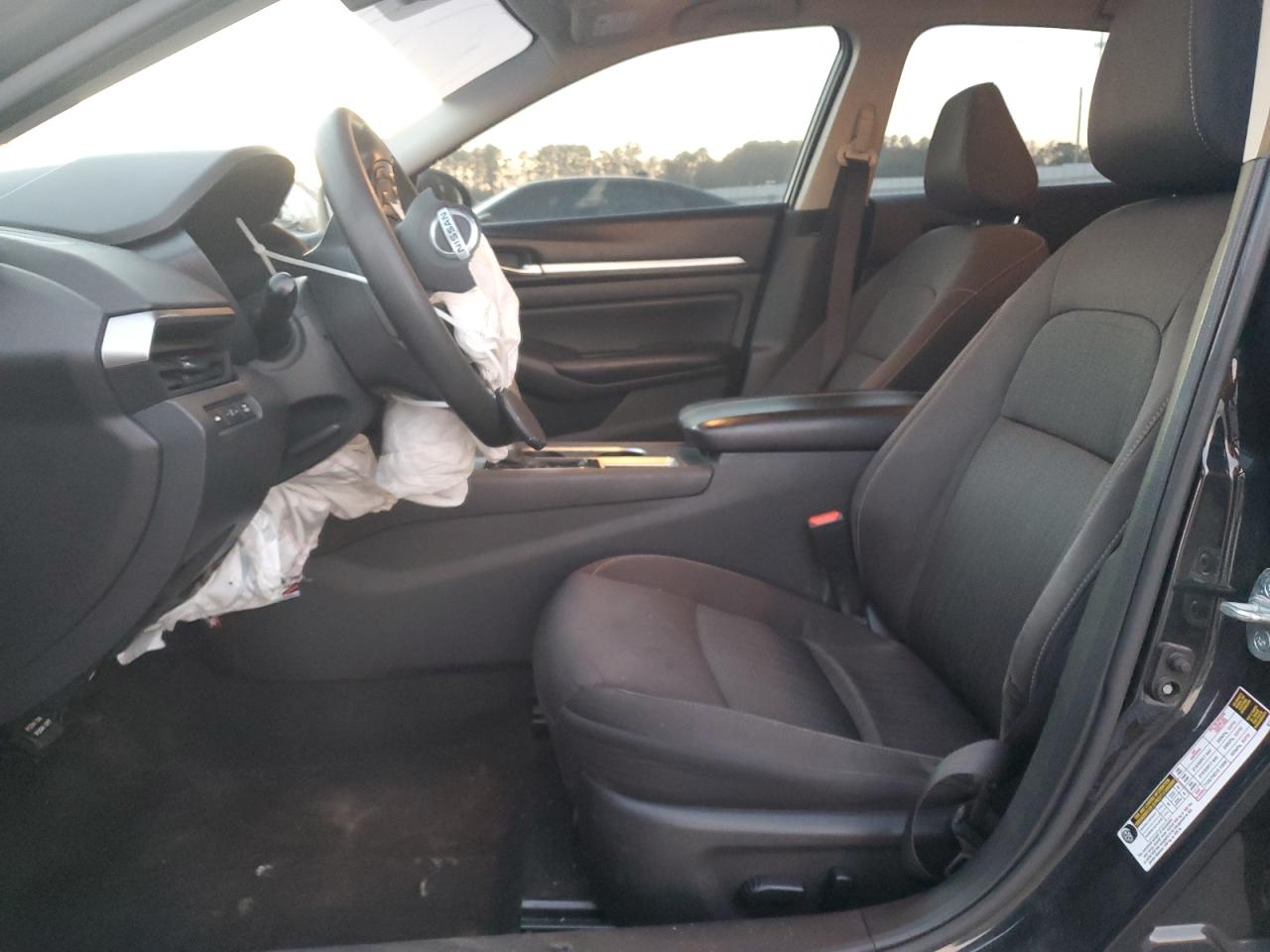 Nissan Altima Sv Image 7