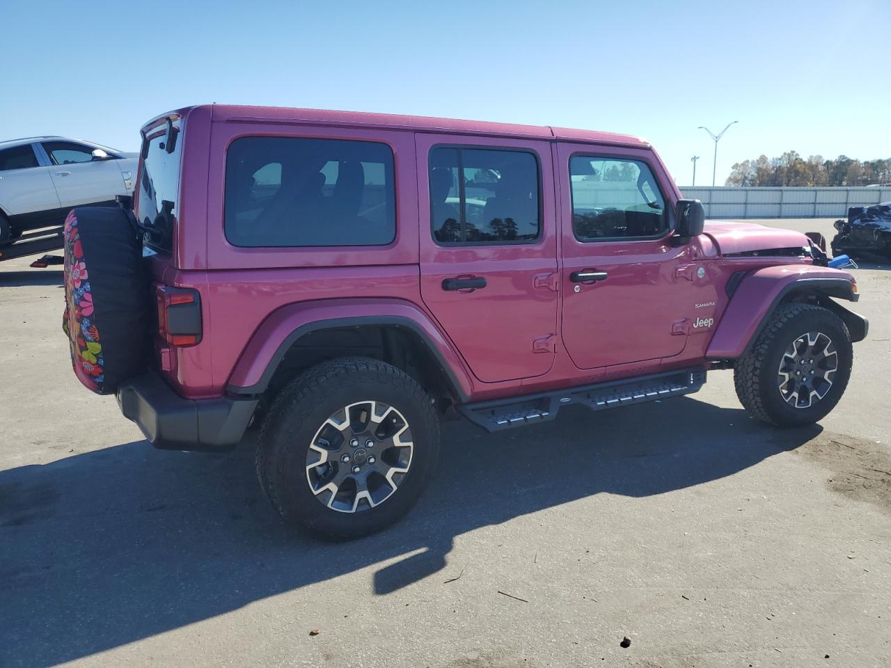 Jeep Wrangler Sahara Image 3