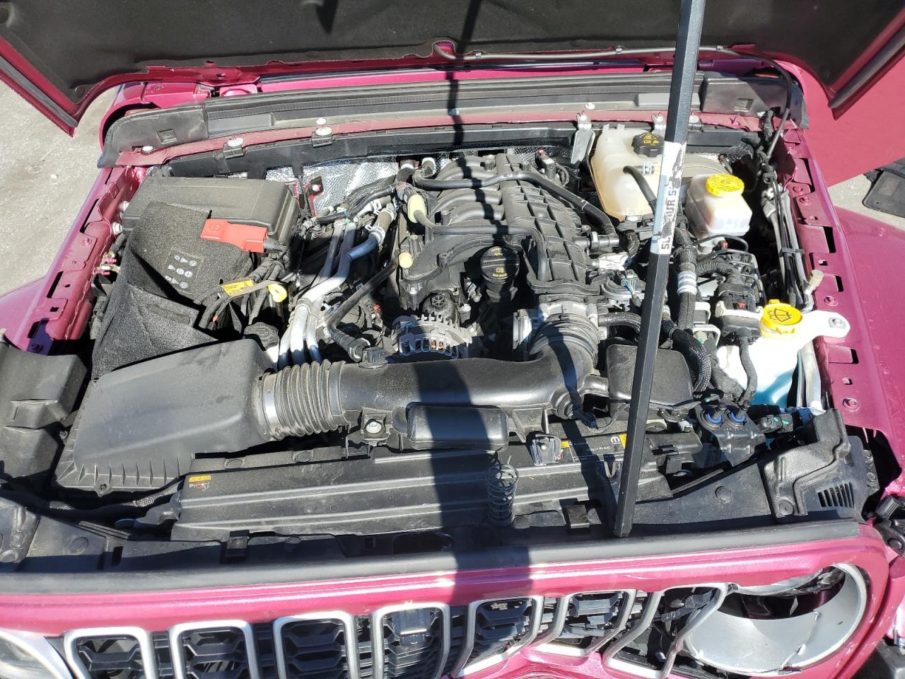 Jeep Wrangler Sahara Image 10