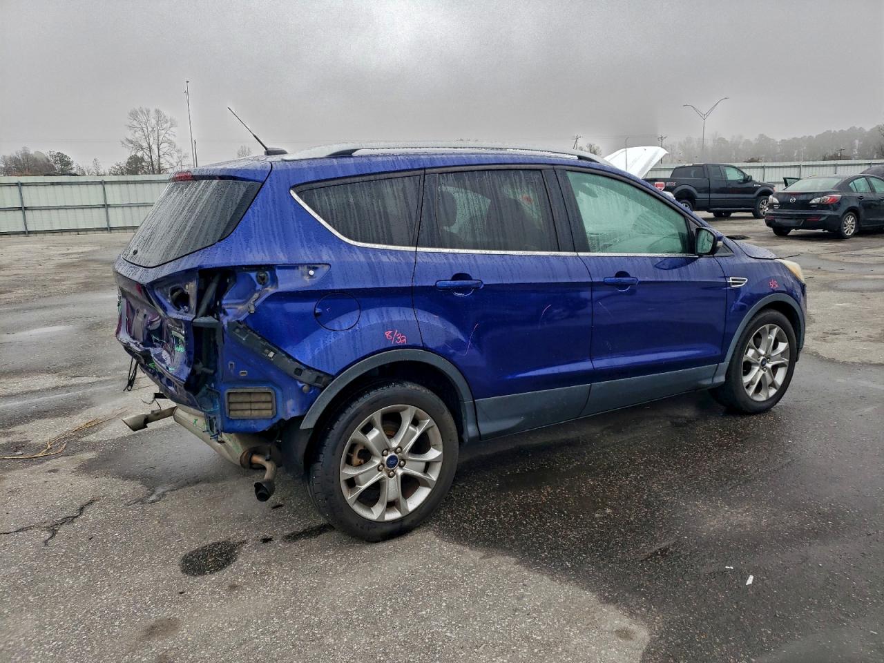 Ford Escape Titanium Image 11