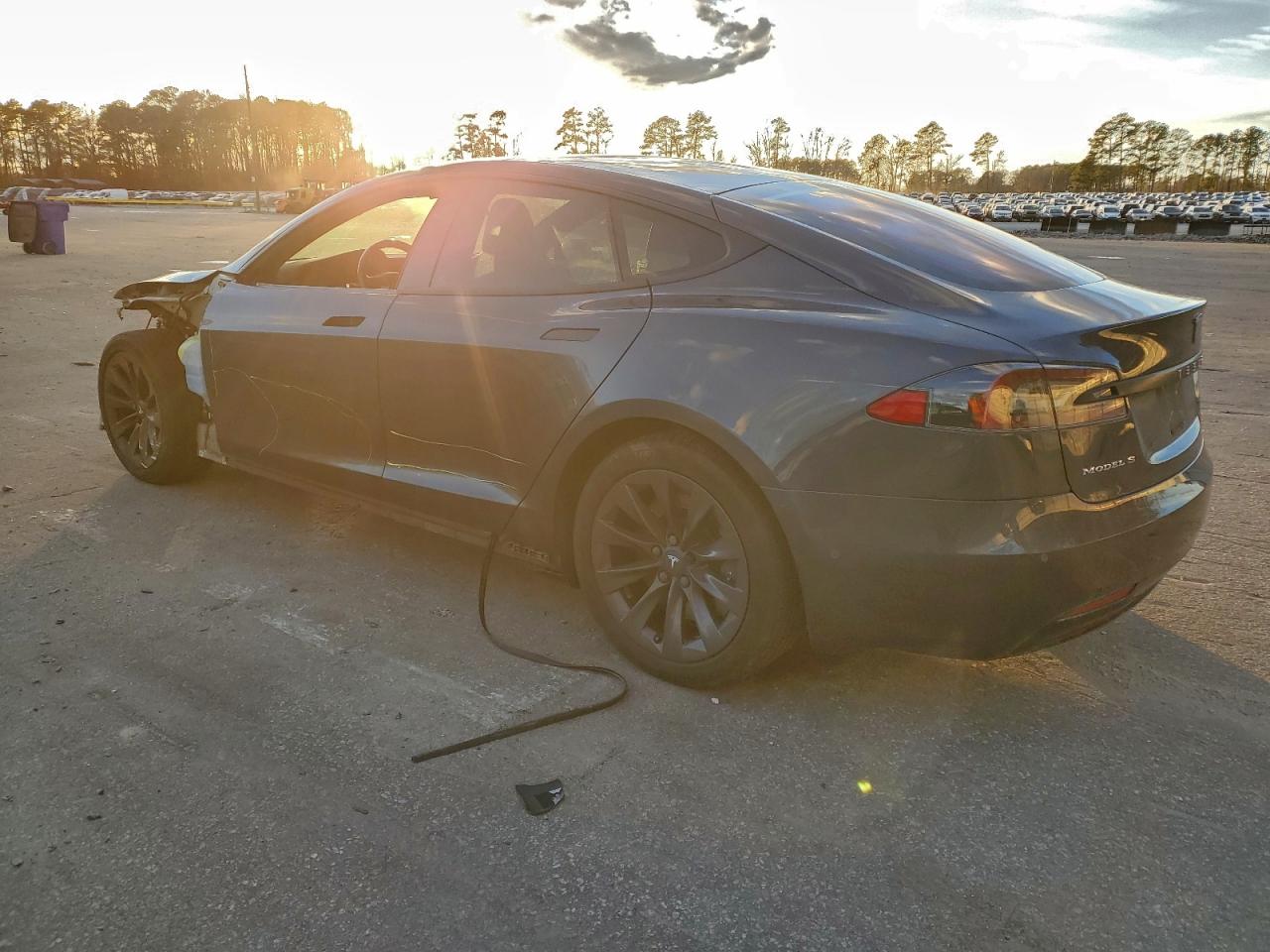 Tesla Model S Image 2