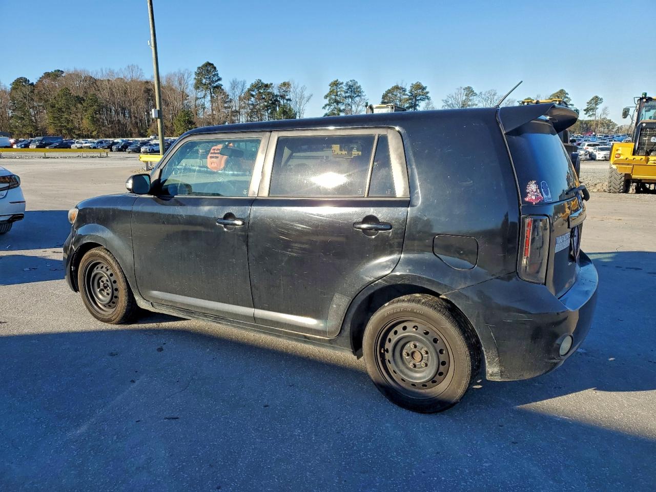 Toyota Scion Xb Image 12