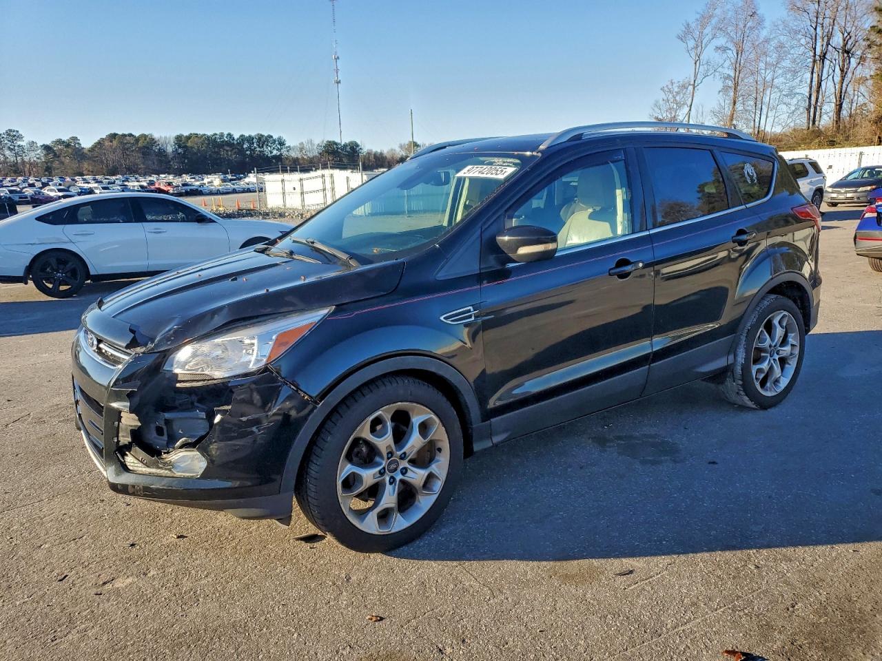 Ford Escape Titanium Image 1