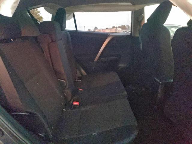 Toyota RAV4 Le Image 12