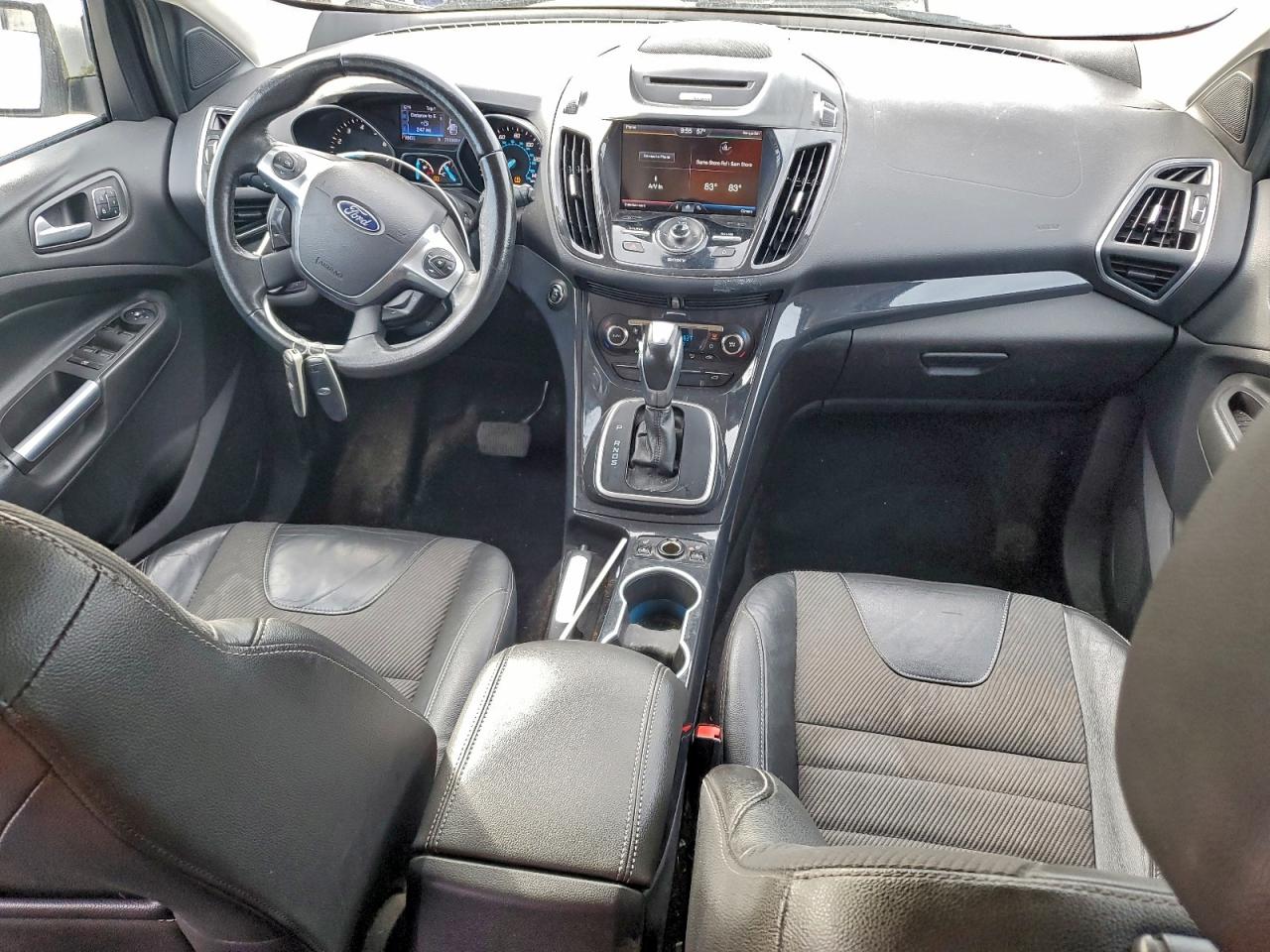 Ford Escape Titanium Image 5