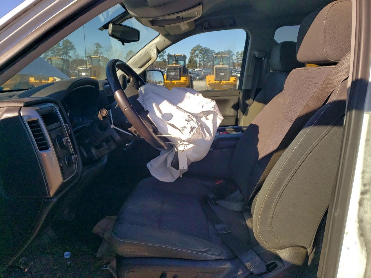 Chevrolet Silverado K1500 Lt Image 3