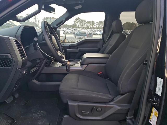 Ford F-150 Supercrew Image 8