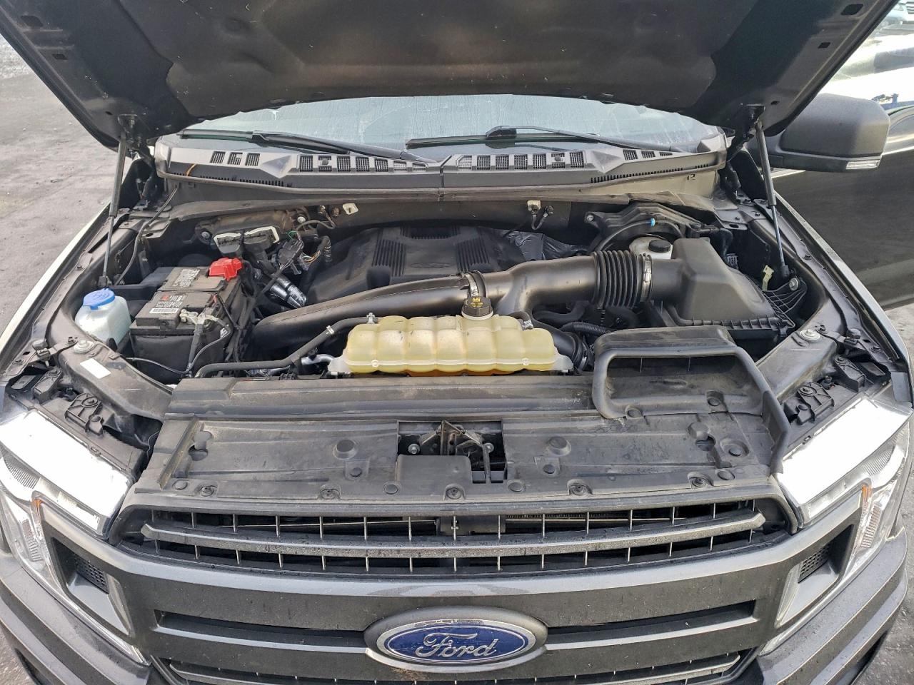 Ford F-150 Supercrew Image 12