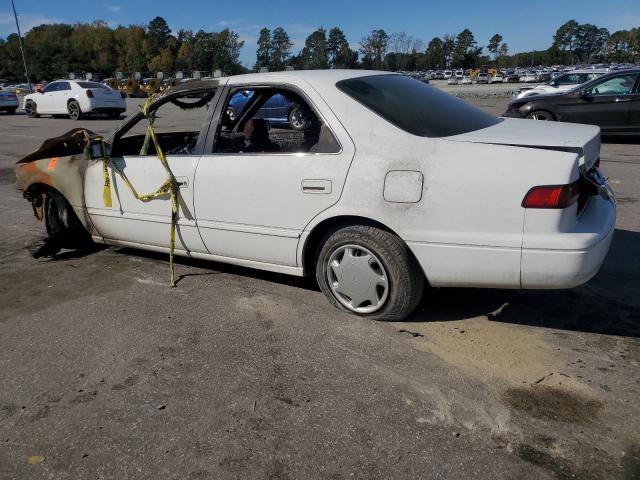 Toyota Camry Ce Image 5