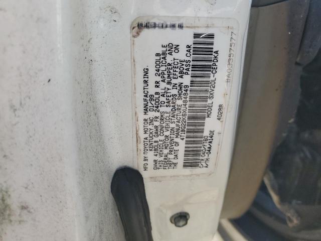 Toyota Camry Ce Image 10