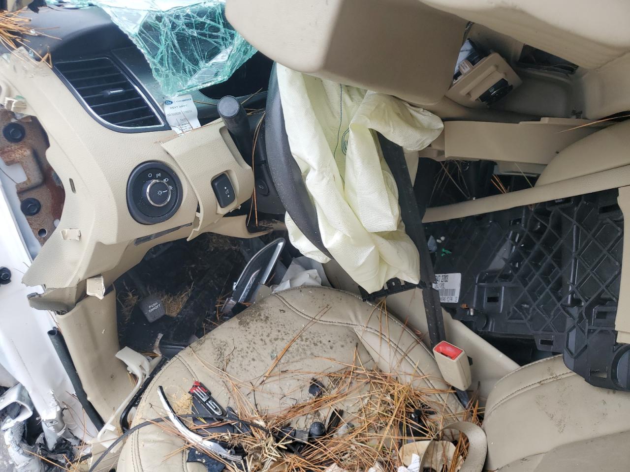 Ford Taurus Sel Image 8