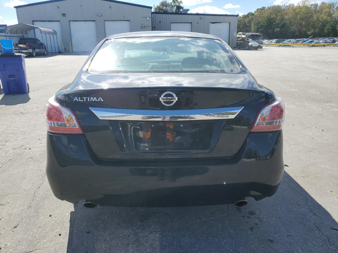 Nissan Altima 3.5s Image 3