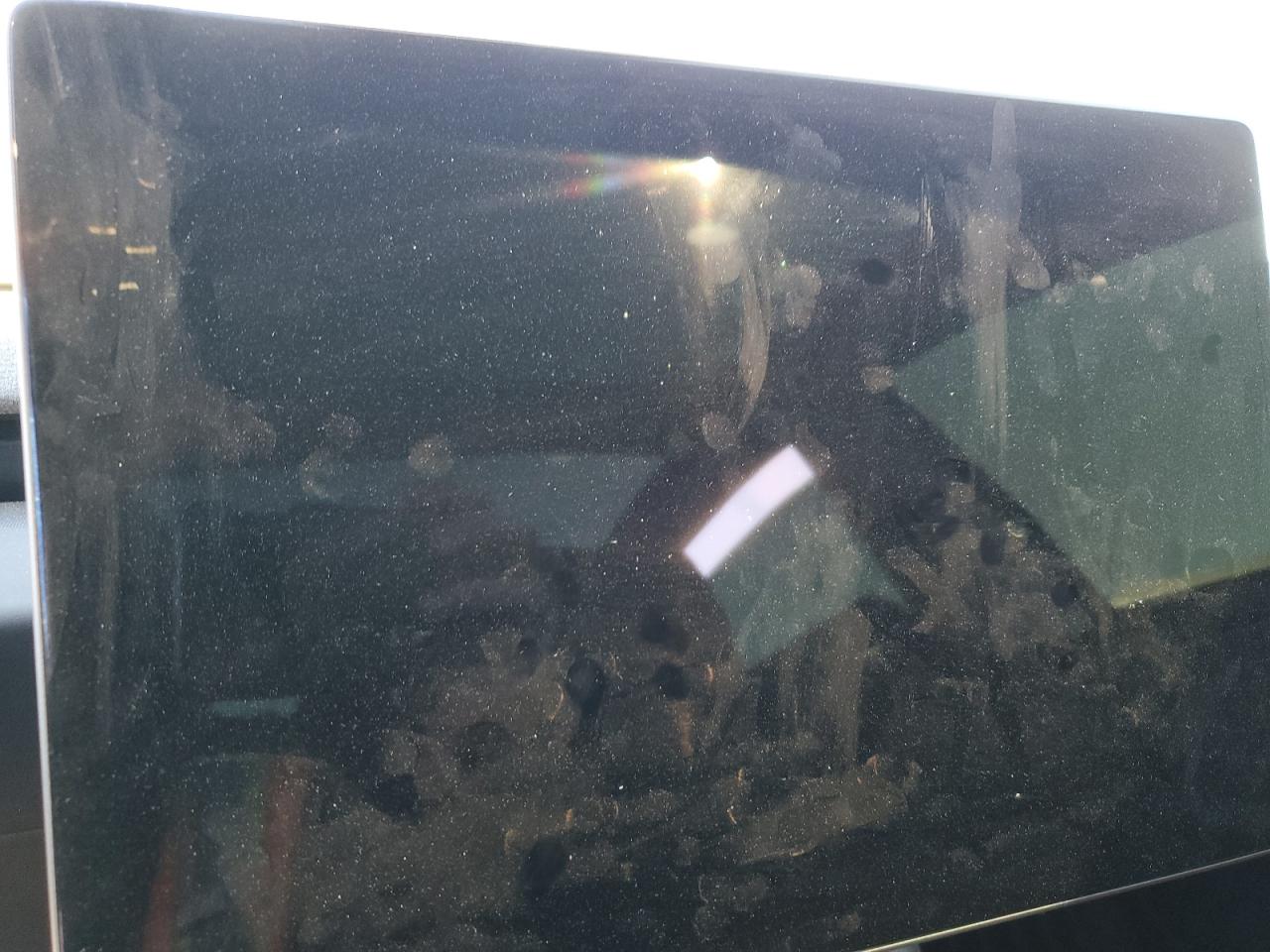 Tesla Model 3 Image 8