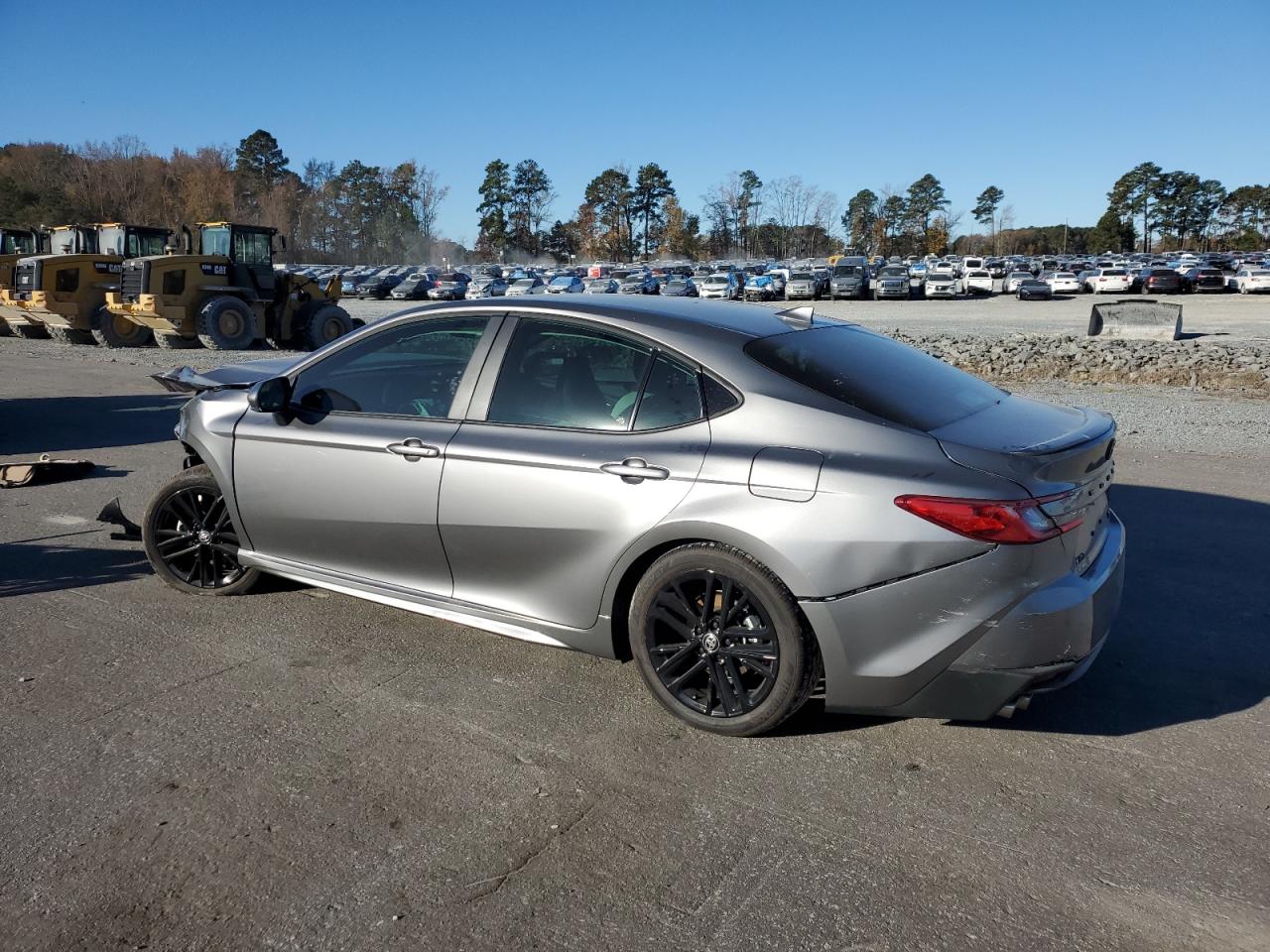 Toyota Camry Xse Image 2