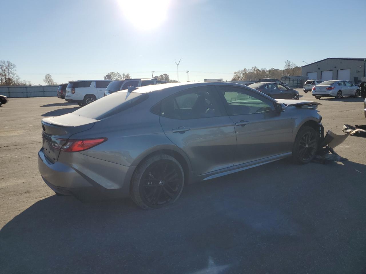 Toyota Camry Xse Image 3