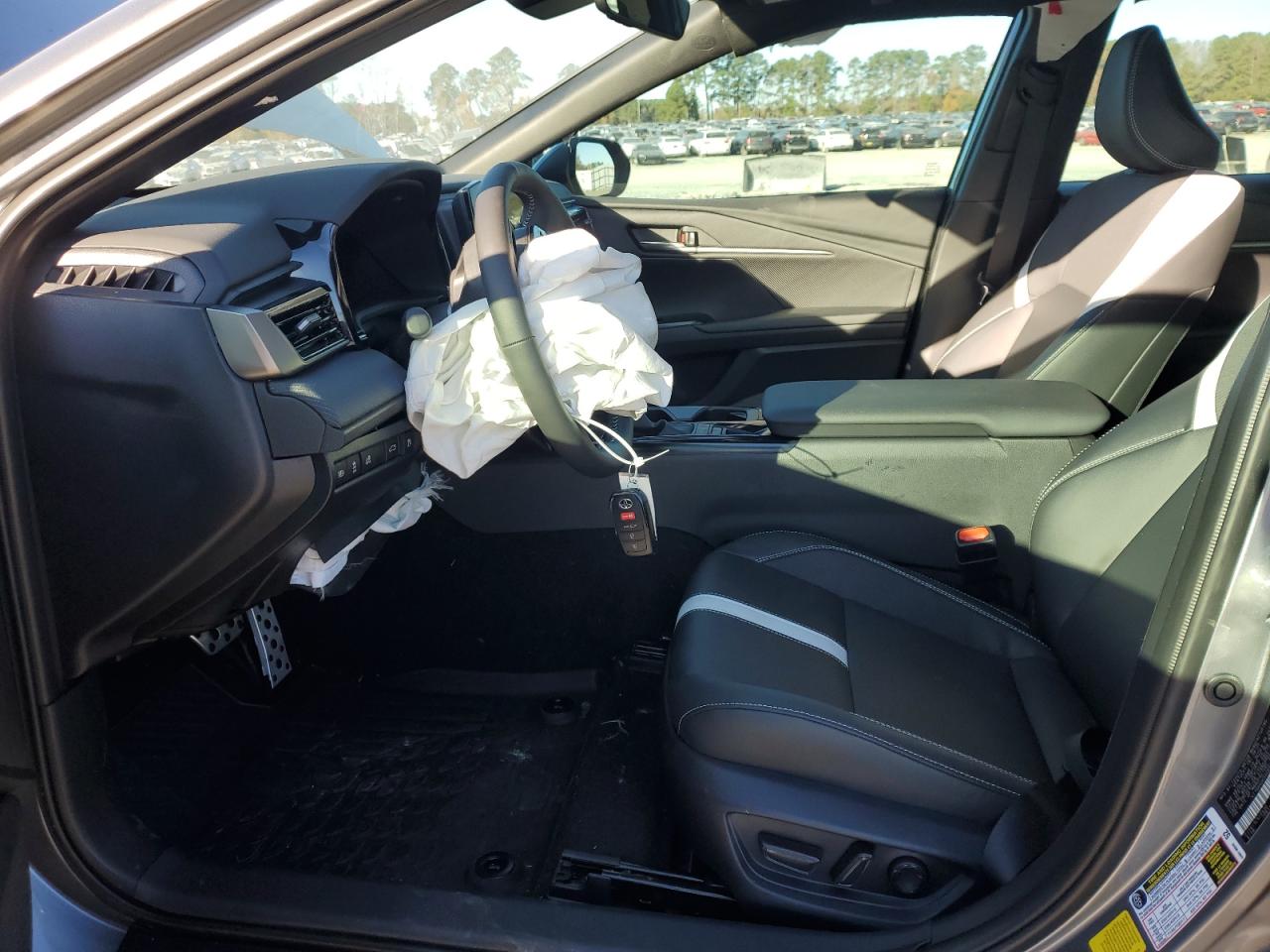 Toyota Camry Xse Image 6