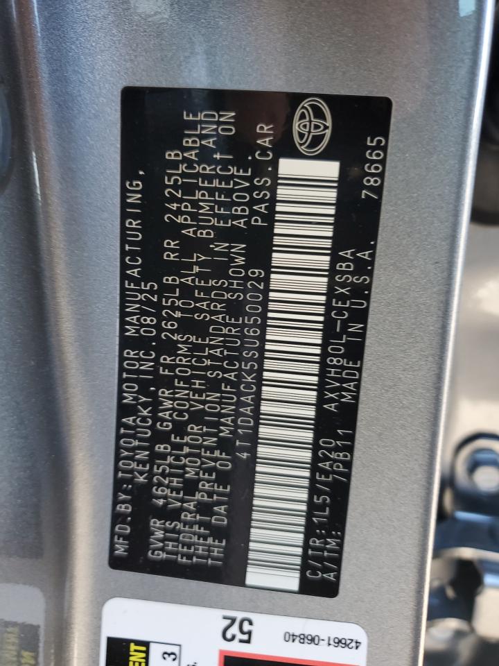 Toyota Camry Xse Image 8