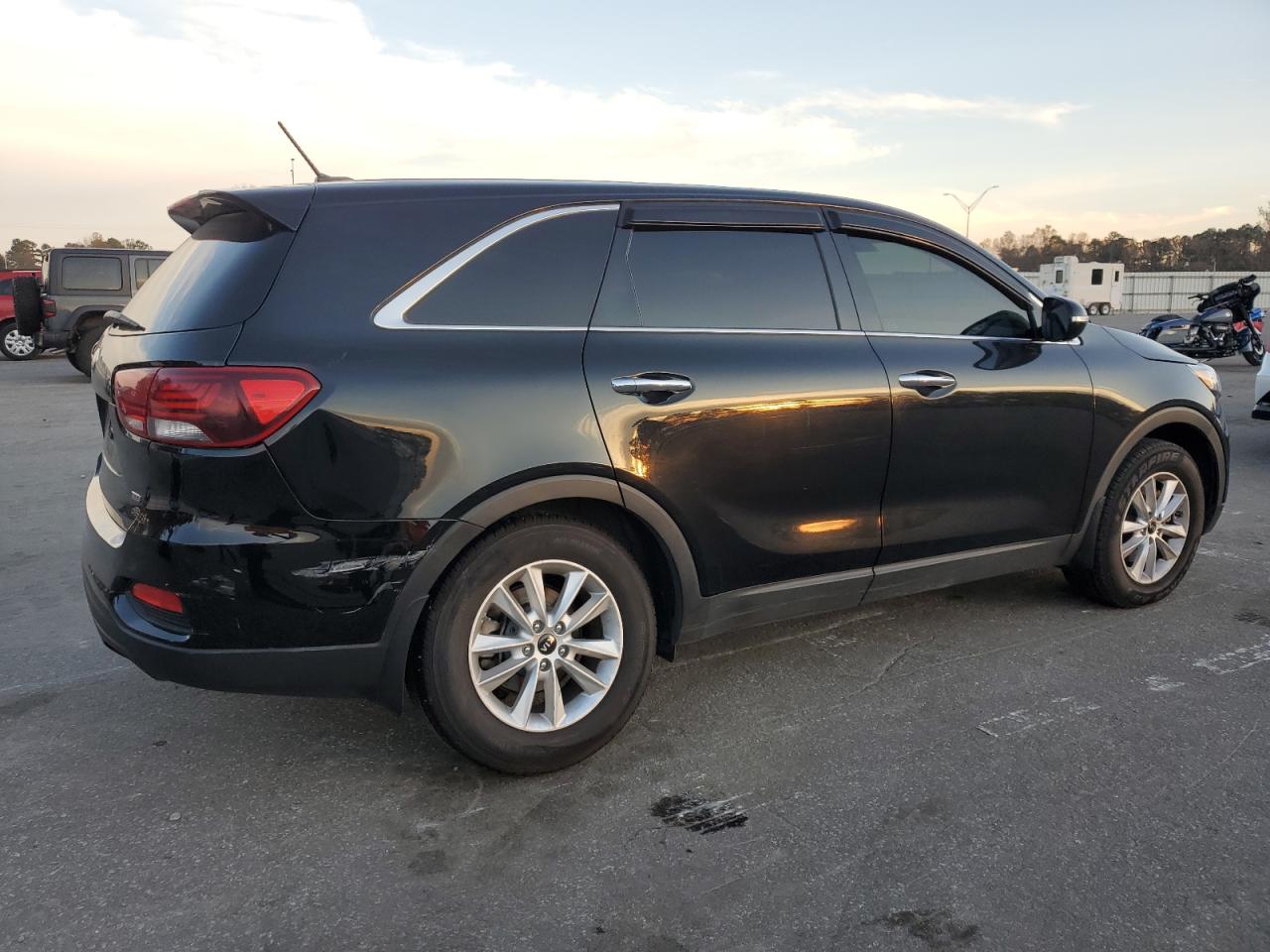 Kia Sorento L Image 2