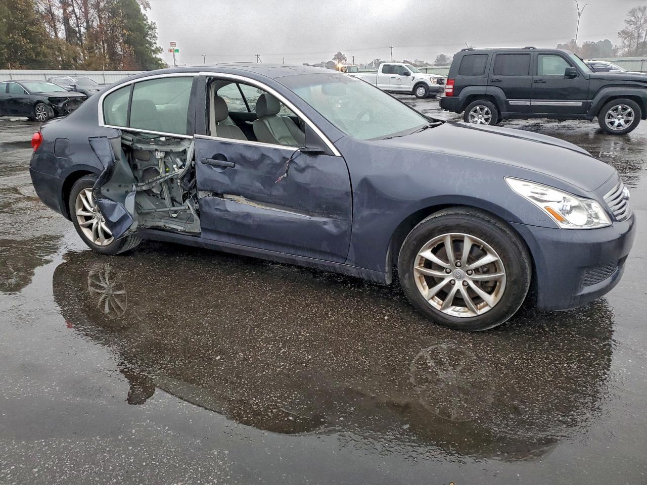 INFINITI G35 Image 11