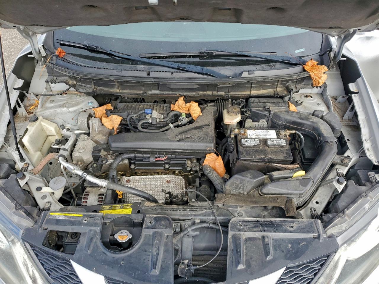 Nissan Rogue S Image 8