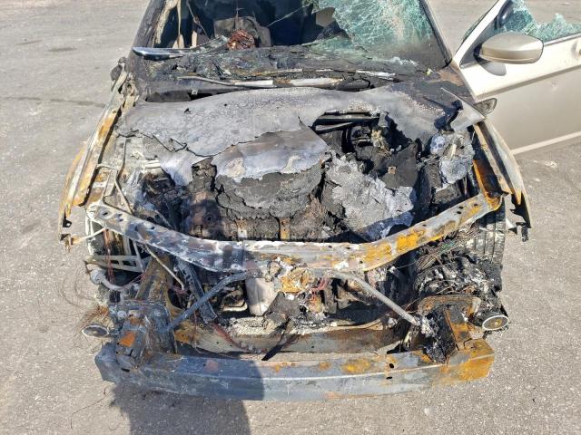 Chrysler 200 Touring Image 12