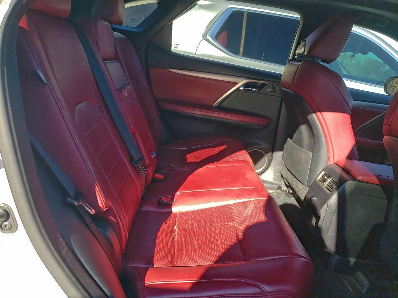 Lexus RX 450h Base Image 10