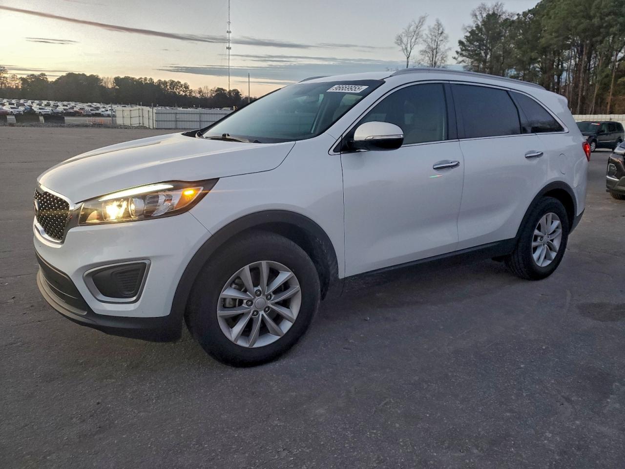 Kia Sorento Lx Image 1