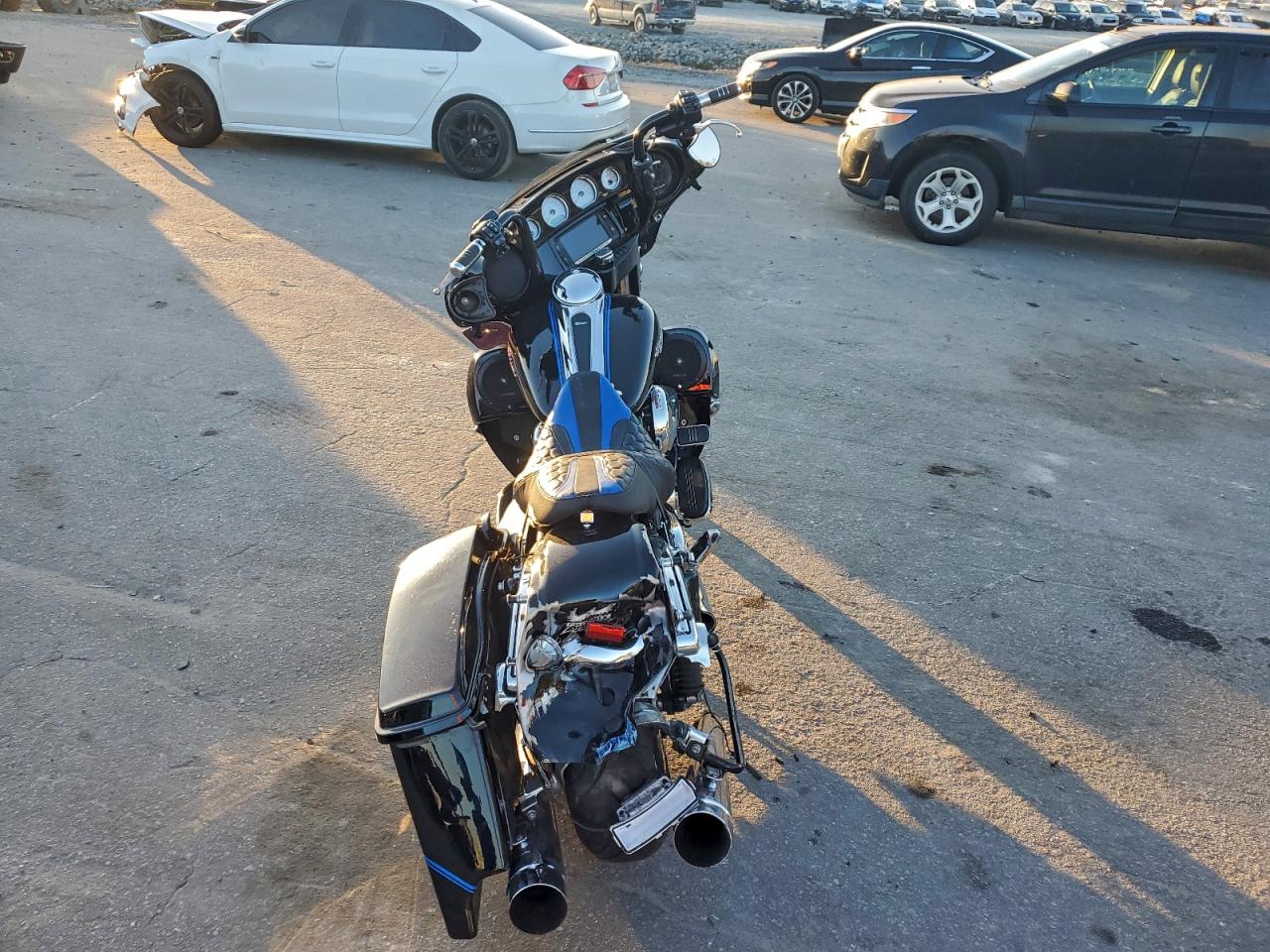 Harley-Davidson Fl Street Glide Image 6