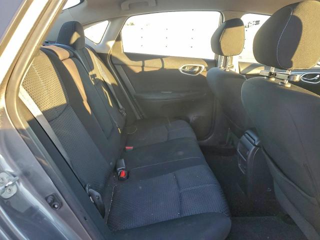 Nissan Sentra S Image 9