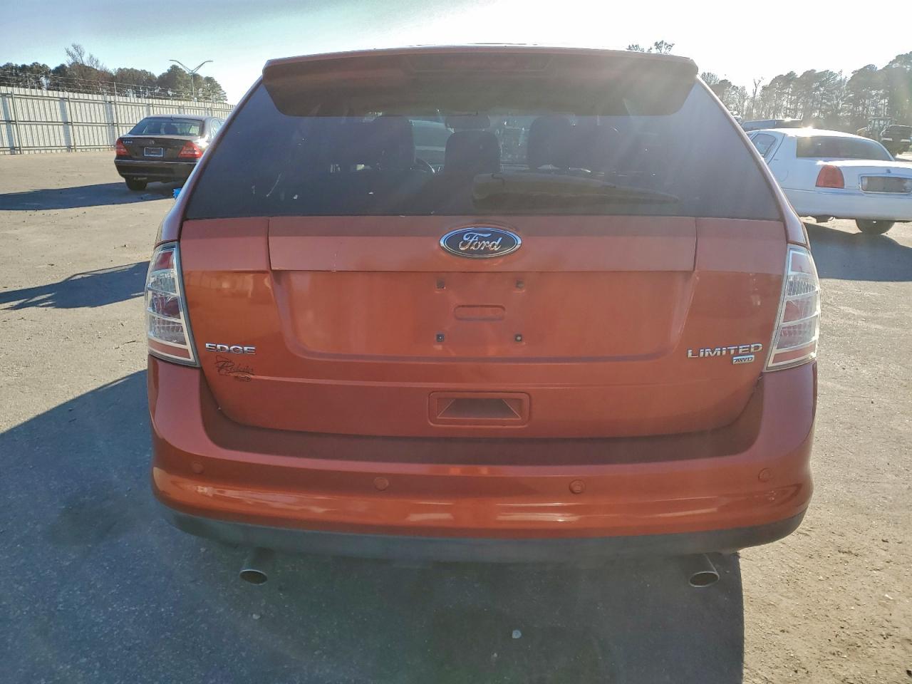 Ford Edge Limited Image 9