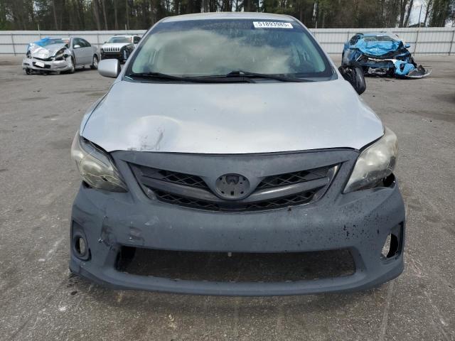 Toyota Corolla Base Image 7