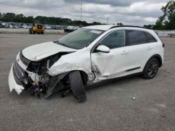  Salvage Kia Niro