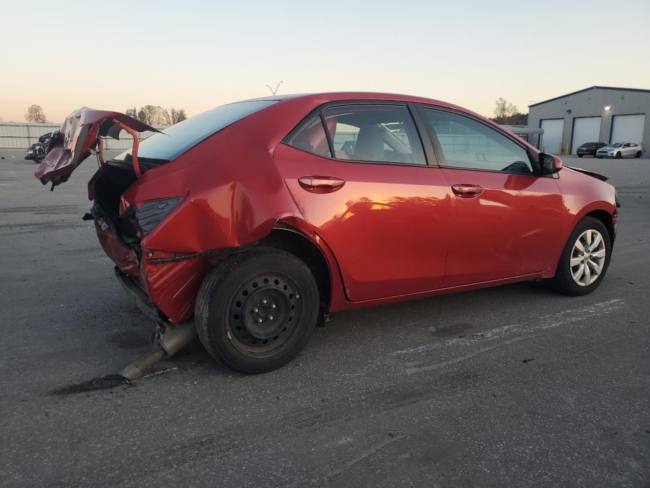 Toyota Corolla L Image 3