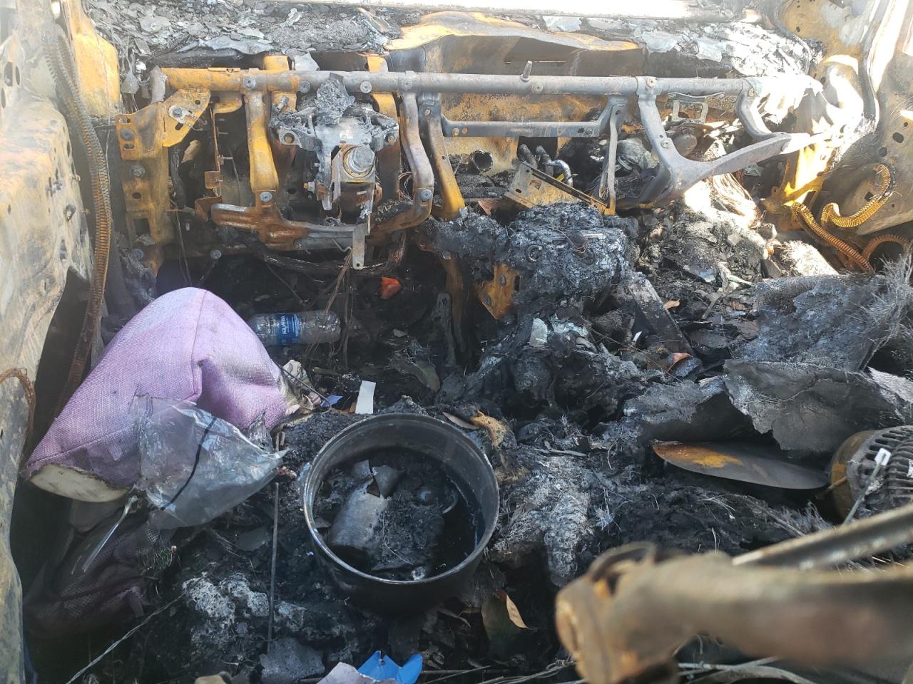 Ford Transit Titanium Image 9