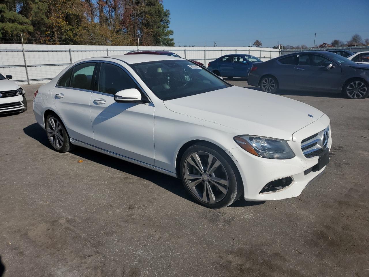 Mercedes-Benz C-Class 300 Image 4