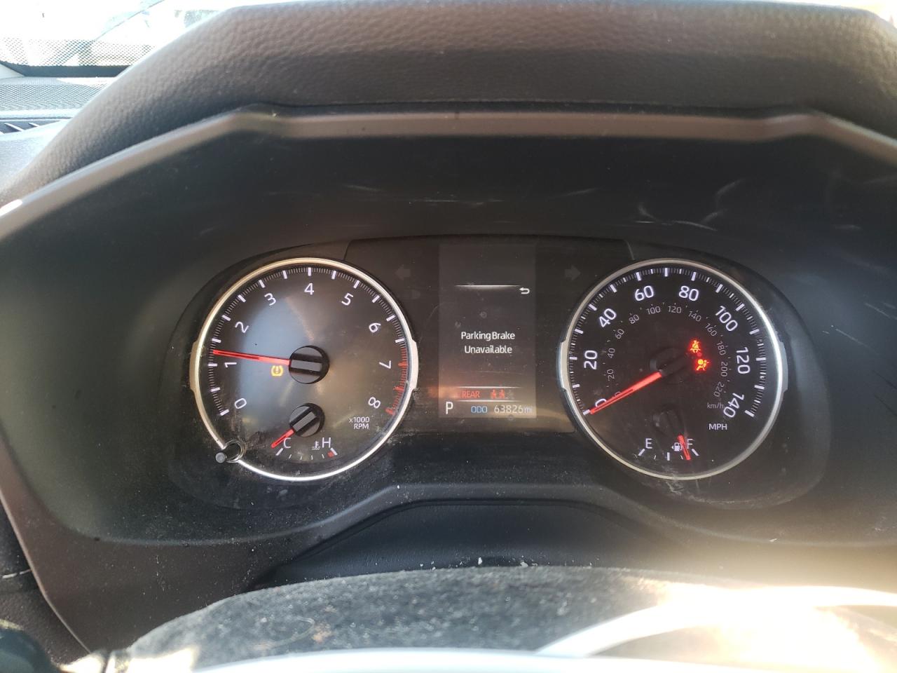 Toyota RAV4 Le Image 2