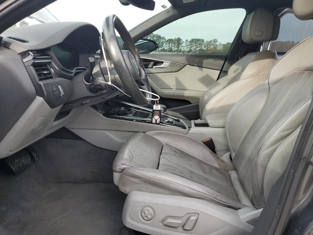 Audi A4 Premium Plus Image 11