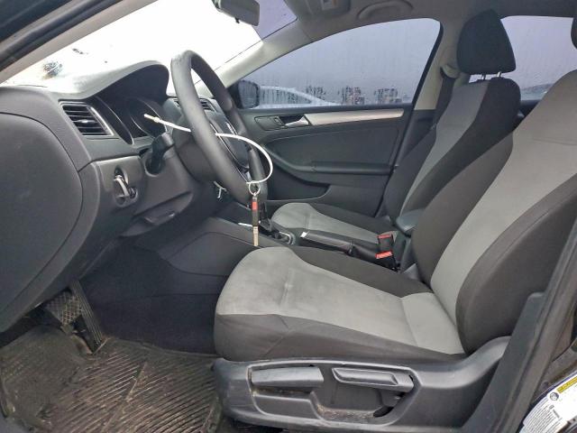 Volkswagen Jetta S Image 10